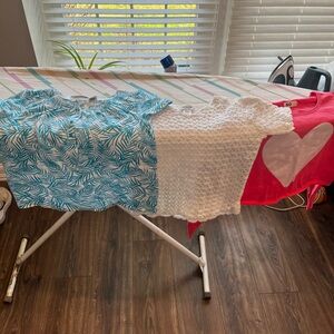 Bundle sm top Vintage Liz Baker knit, heart Long sleeve crop n Hasting/Smith